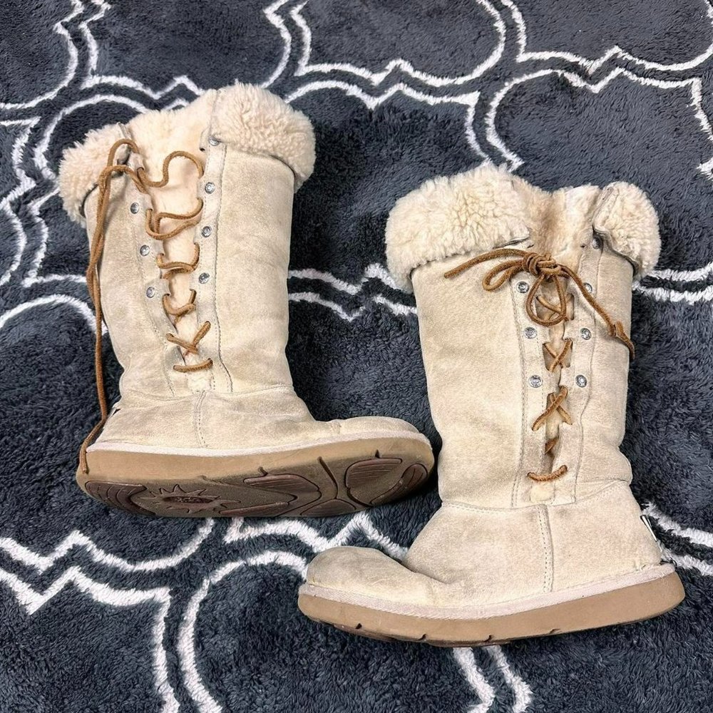 Ugg Australia Metal Clasp Upside